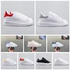 Jeugd Kindermode Schoenen Wit Rood Zwart Droomblauw Enkele band buitenmaatse Sneaker Rubberen zool Zacht kalfsleer Veterschoenen Patchouli Sportschoenen 26-35