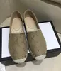 2022 lederen ontwerpers luxe geklede schoenen loafers dames casual relaxte klassieke zolen comfortabele trainers Super Fisherman mode schoenen