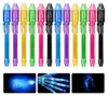 Onzichtbare UV-inkt Markeerstift met Ultraviolet LED Blacklight Secret Message Writer Magie Verdwijnen Woorden Kid Party Gunsten Ideeën Geschenken Kous Stuffers 7 KLEUREN