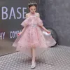 Härlig blush rosa blomma flicka klänningar för bröllop 2022 Cap Sleeve Juvel Neck Princess Kids Party Gowns med Lace Appliques Girl Dress