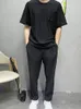 Survêtements pour hommes Vêtements pour hommes T-shirt à manches courtes Lâche Causal 2022 Summer Corduroy Plissé Costume Coréen Mode Sports Deux pièces SetMen's