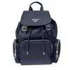 Nylon ryggsäck stor kapacitet resväska män handväska mode sträng vanlig triangel dekoration intern blixtlås framficka hög qu2815