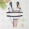 Verano para mujer diseñadores trajes de baño bikinis set multicolores tiempo playa trajes de baño viento traje de baño listo para enviar sexi bikini nadar we5574541