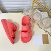 Slippers Sandals امرأة الصيف الخريف البحر المسائي شاطئ فتاة غير رسمية الجينز الجلود البلاستيكية الحجم 35-40