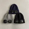 İki Lens Gözlük Güdük Beanies Erkekler Örme Şapkalar Kafatası Kapakları Açık Kadınları UNIESEX KIŞ BOBANIE SİYAH GRİ BONNET GORROS258V510212693398