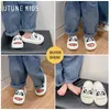 Utune Panda Yaz Sandalet Terlik Çocuk Yumuşak Sevimli Slaytlar için 2-6 Yıl Çocuk ve Kız Çin Tokanı 7-12 Bebek Yaz Ayakkabıları 220708