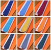 100% Kvalitet Silke Slips Brand Men's Business Tie Garn-färgad Broderi Stripe med presentförpackning