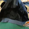 メンズジャケットカップルキャンパススタイルのバーシティジャケットメン韓国春秋軽量色のジッパー学生野球ユニフォームプリントCOA