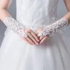 fildişi saten düğün eldivenleri