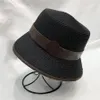 Designer Straw Hat Luxury Gentleman Flat Cap Men and Women Sun Hats Fashion Fisherman Sunhat Top Quality225D