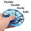 Mini Flying UFO RC drone Infraed Hand Sensing Helicopter Anti-collision Aircraft Flayaball Induction Quadcopter dron Enfants Jouets 220321