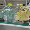 Designer gewebte Korbbeutel Handtasche hohl französische echte Leder -Frauen Nische Design süßes süßes Tasche mit Schultergurt