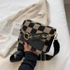 2022 Fashionable new dinner bag four seasons high quality plaid single shoulder diagonal outdoor personality leisure canvas bag