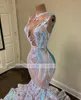 2022 Sparkly Sequins Mermaidアフリカのイブニングドレスは黒人の女の子の宝石首の錯覚の長い卒業のドレスのプラスサイズの正式なシーナ付きプロムのガウンを着ています