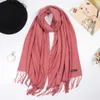 Sciarpa da donna in cashmere invernale Sciarpe di marca di lusso femminile Lady Nappa Bandana Scialle solido Avvolge Foulard Tippet Pashmina