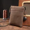 Grossist anpassade -9 mini bärbara pengar klipp retro casual herre europe mobiltelefon messenger singel axelväska ren läder plånbok