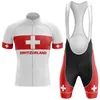 Summer Retro Team Cycling Jersey Suit Camicia da bici da uomo Pantaloncini con bretelle Set Manica corta Abbigliamento da bicicletta Abbigliamento da mountain bike Ropa Ciclismo Abbigliamento sportivo da esterno Y22041804