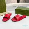 Mode-ontwerper platte sandalen comfortabele en ademende bovenvoet kleuren schoenen