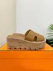 Klasyczne damskie płaskie sandały Designer Platforma wysokie obcasy oryginalne skórzane nie poślizgowe gladiator pół kapcie mody sandały plażowe plażowe