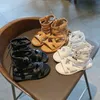 Flickor Sandaler Skor Sommar Barnens Baby Mode Stövlar Sandaler Liten Tjej Prinsessan High Tube Open Toe Flat Shoes G220418