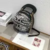 Handväska kvinnlig gata axelväska dör inställning personaliserad diagonal korsmålad graffiti basketväska 220628