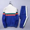 2022 Nouveaux hommes Femmes Survêtements Sweatshirts Costumes Hommes Track Sweat Suit Manteaux Homme Designers Vestes Sweats à capuche Pantalons Sweatshirts Sportswear 55