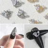 10 pezzi 3D metallo Zircone Nail art gioielli a forma di cuore Decorazioni per unghie Cristallo di alta qualità Manicure Zircone Diamante Charms 220525