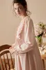 Kvinnors sömnkläder Cotton Nightgown Women Elegance V-ringad Lady Night Gown Nightdress Autumn