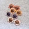어린이 사랑스러운 개구리 선글라스 디자이너 큰 개구리 라운드 프레임 귀여운 안경 8 색 도매