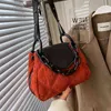 Kvällspåsar avslappnad söt tygväska hit vinter canvas quiltade kvinnors designer handväska lyx varumärke kawaii axel crossbody 220721