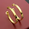 Pendientes de aro de diseñador de círculo clásico, pendientes de amor de moda para mujer, chapado en acero inoxidable de alta calidad, joyería de oro de 18 quilates 26622759