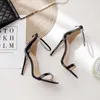 Sandaler Kvinnor Fashion Light Luxury Rhinestone One Word Horisontell rem Stiletto High Heel Women 138-5Sandals