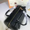 2022 Kussen Schoudertas Vrouwen Handtas Portemonnee Crossbody Tassen Reizen Bagage Tote Reliëf Bloem Lederen Gouden Lock Hardware 02