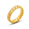 Anéis de casamento Retro Venda Cadeia de imitação Twist Lovers Ring Stainless Aço para Women Gift Brand Gold Color Jewelry Wynn22