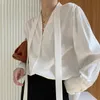 Chemisiers pour femmes Chemises de haute qualité Bouton à manches longues pour femmes Chemise à lacets Top Designer Bureau Lady Lâche Mode coréenne Printemps A