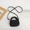 Çocuk Deri Çantalar ve Çantalar Sevimli Kızlar Mini Crossbody Çantalar Çocuk Madeni Keski Bebek Püresi Tote Debriyaj Çantası