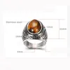 Anel de prata antigo, anel retro tribunal turquesa Tiger Eye Titanium Steel Rings Jewelry for Men