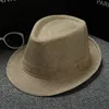 Jazz Hat Panamanian Top hattar Bomull Linne British Sun Hat för män Kvinnor Sommar Trilby Fedora Caps Panama Beach Street Cap Stingy Brim Dekorativ 39 Färg B7939