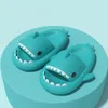 Man Women Sharks Slippers Summer Home Anti-Skid Color Sólido Casal Outdoor Legal Longo Indoor Flipers Filhos Sandálias Plataforma Slides Gai