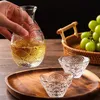 Set di bottiglie e tazze di sake Seigaiha Asian Drinkware per il ristorante di casa Bicchieri di sake freddo trasparente con motivo a onde marine tradizionali giapponesi