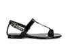 女性の夏の黒の本革サンダルカサンドラフラットヒールフリップフロップスリッパオープントゥフラットヒールサンダルエレガントな屋外の女性の靴メダリオンサンダル