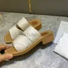 Verão Mulheres Chinelos Designer Mulheres Roman Chinelos Praia Sandálias Pérola Mulheres Mocassins Imprimir Carta Bordada Slide Wide Flat Lady Sandal Slipper