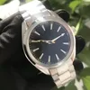 U1 TOP AAA MONTRE DE LUXE MENS LUXURYS Titta på Sea World Time Men Automatiska klockor Master Mekanisk rörelse Självvind Mäns Skyfall Swiss Watch Steel-armbandsur