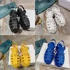 2023 Women Designer Sandals Foam Rubber Sandal Fashion Platform Slides Triangle Metal Slippers Retro Beach Loafers Round Toe Sandal size35-40