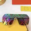 2022 Designer solglasögon för kvinnor populära UV -skydd mode ovala kattögon full ram toppkvalitet solglasögon kommer med fodral