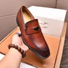 A2 Luxury Maskros spikar Flat Nitets läderskor Fashion Men broderi loafer designer klänningskor röker toffel casual sko storlek 38-45