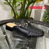 10 Aclassic Women Flat Dress Buty 100 Cowhide Men Designer Bute Metal Kluczowa skórzana skóra Sliede Casual Shoe Mules Princetown Man Slipper Zadrata leniwe mokwiny Rozmiar 35424