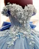 2022 Sukienki luksusowe niebo niebieskie Quinceanera z 3D kwiatową aplikację błyszczącą spódnicę z puszystej spódnicy Sweet 16 cekinów Appl4767953