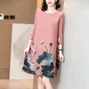 Casual Dresses China Vindkvalitet Stor storlek Slimming Medium Lång kjol Tidig höst Kvinnor 2022 Runda nacktryck Sju-poäng ärm Dr
