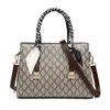 Shoulder Bags Fashion New Ladies Handbag Large Capacity Middle-Aged Mother All-Match One-Shoulder Messenger Bag 8678 2023 Top Quality